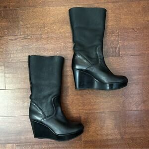 Stuart Weitzman Black Leather Wedge Boots with Fur Lining, Size6